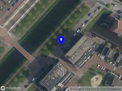 Ambulance met grote spoed naar de Startbaan in Nootdorp