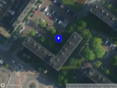 Ambulance met grote spoed naar de Statenjachtstraat in Amsterdam