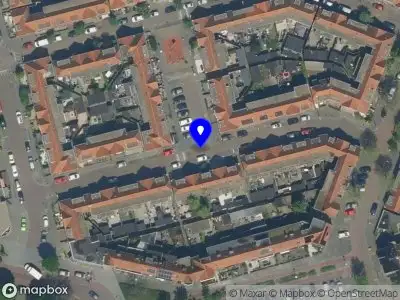 Ambulance met gepaste spoed naar de De Weerdstraat in IJmuiden