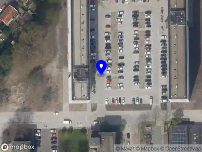 Brandweer met gepaste spoed naar de Aalsdijk in Rotterdam vanwege een buitenbrand