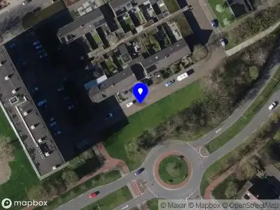 Brandweer met gepaste spoed naar de Edvard Grieghof in Terneuzen vanwege een liftopsluiting