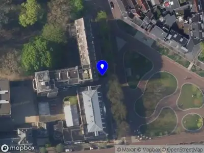 Ambulance met gepaste spoed naar de Kruitschip in Leiden