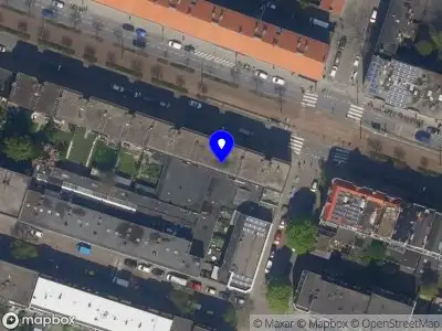Ambulance met gepaste spoed naar de Schiedamseweg in Rotterdam