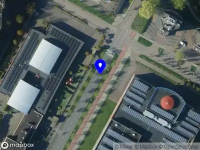 Ambulance met gepaste spoed naar de Jan Ligthartstraat in Alkmaar