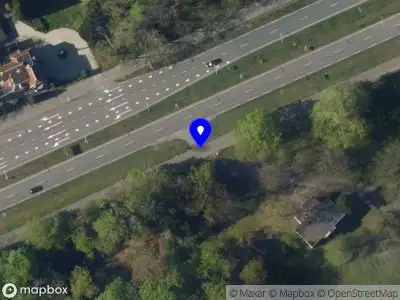 Politie naar de Amersfoortseweg in Huis ter Heide vanwege aanrijding met letsel