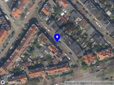 Ambulance met grote spoed naar de Tielman Oemstraat in Schiedam