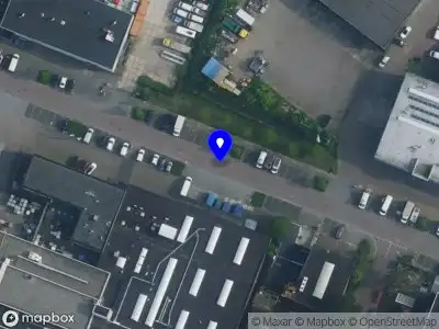 Ambulance met grote spoed naar de Visseringweg in Diemen