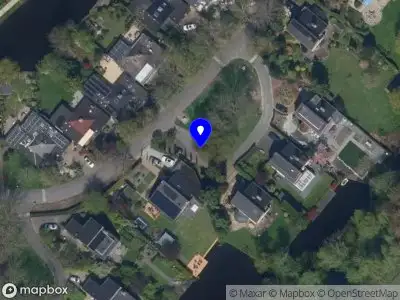 Ambulance met gepaste spoed naar de Burgemeester Lepelaarssingel in Krimpen aan den IJssel