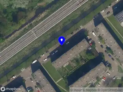 Ambulance met gepaste spoed naar de Johan de Wittsingel in Schiedam