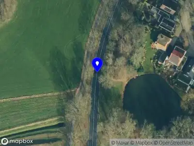 Politie naar de Schipleidelaan in Oldenzaal vanwege aanrijding met letsel