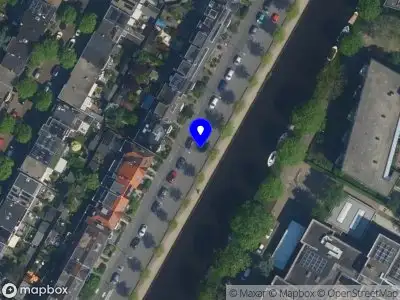 Ambulance met grote spoed naar de Leidsevaart in Haarlem