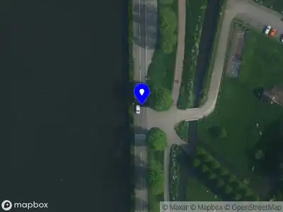 Brandweer met grote spoed naar de Kanaaldijk in Weesp