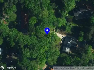 Brandweer met gepaste spoed naar de Sparrenlaan in Epe vanwege stormschade