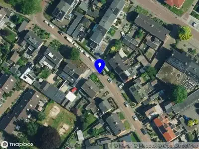 Brandweer met gepaste spoed naar de Bessinkpasstraat in Holten vanwege wateroverlast