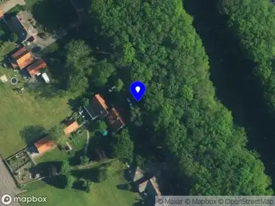 112 melding Brandweer met gepaste spoed naar de Nieuwstadweg in Hellendoorn vanwege stormschade