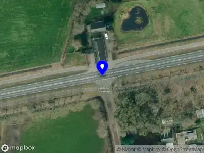 Brandweer met gepaste spoed naar de Vroomshoopseweg in Den Ham vanwege stormschade