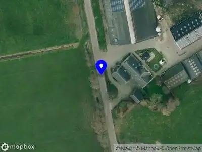 Brandweer met gepaste spoed naar de Zomerweg in Den Ham vanwege stormschade