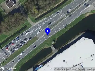 Ambulance met grote spoed naar de Hartelweg in Spijkenisse