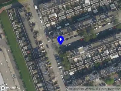 Brandweer met grote spoed naar de Zeepziederstraat in Delfgauw vanwege gebouwbrand