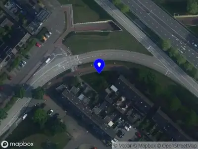 Ambulance met grote spoed naar de Burgemeester Pabstlaan in Hoofddorp