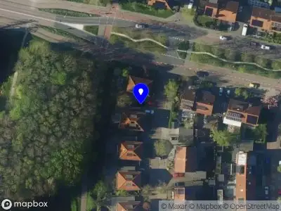 Ambulance met grote spoed naar de Monethof in Hoorn