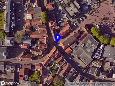 Ambulance met gepaste spoed naar de Zwaanstraat in Den Burg