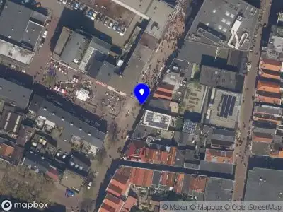 Ambulance met gepaste spoed naar de Kuipershof in Vlaardingen