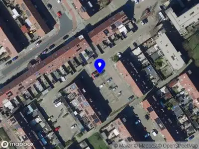 Ambulance met grote spoed naar de Vlotgras in Spijkenisse