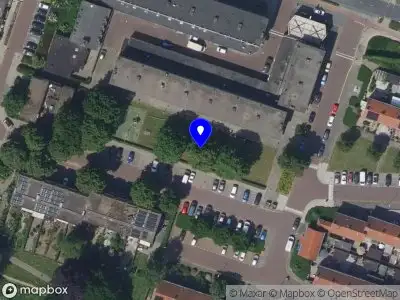 Ambulance met gepaste spoed naar de Plein 1940-1945 in Dordrecht