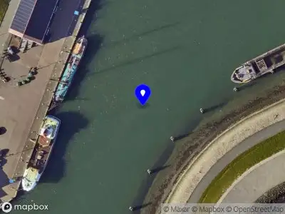 Ambulance met gepaste spoed naar de Haven in Oudeschild