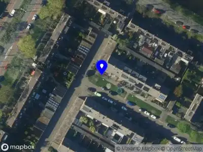 Ambulance met grote spoed naar de IJsselstraat in Alkmaar