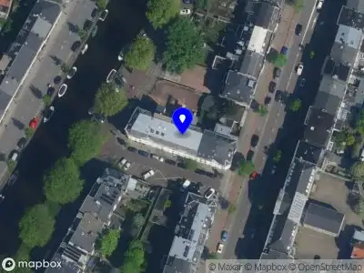 Ambulance met gepaste spoed naar de Mauritsstraat in Haarlem
