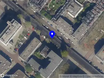 Ambulance met gepaste spoed naar de Vijverhofstraat in Rotterdam