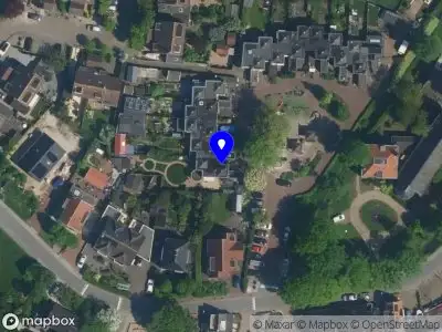 Ambulance met gepaste spoed naar de Dorpsplein in Haarlemmerliede
