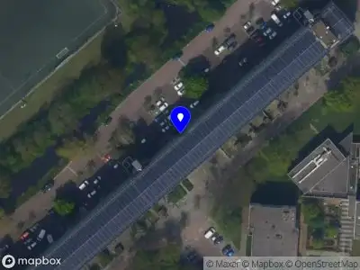 Ambulance met gepaste spoed naar de Agaatlaan in Leiden