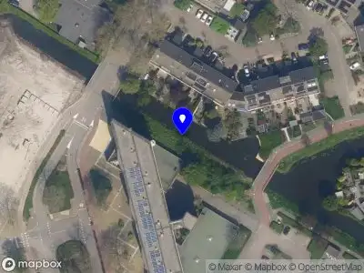 Ambulance met grote spoed naar de Poortmolen in Capelle aan den IJssel