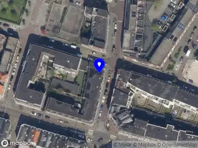 Ambulance met grote spoed naar de Zwaanshals in Rotterdam