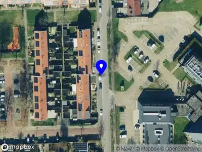 Brandweer met gepaste spoed naar de Mathijsenstraat in Hoogeveen vanwege een buitenbrand