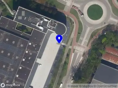 Traumahelikopter met grote spoed naar de Admiraal De Ruyterstraat in Schiedam