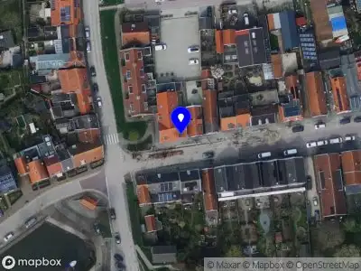 Ambulance met gepaste spoed naar de Voorstraat in Piershil