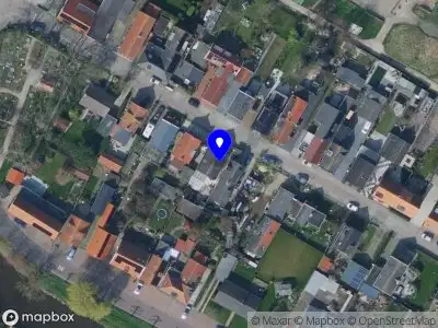 Ambulance met gepaste spoed naar de Nieuweweg in Strijensas