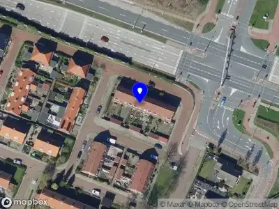 Ambulance met gepaste spoed naar de Groene Kruisstraat in Poortugaal