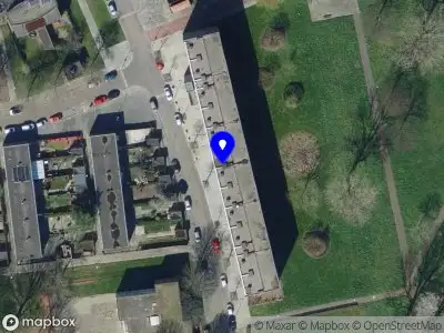 112 melding Ambulance met grote spoed naar de Saffraanstraat in Hoogvliet Rotterdam