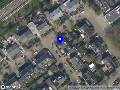 Ambulance met grote spoed naar de Van der Palmlaan in Schiedam