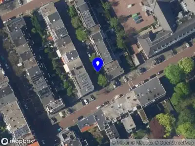 Ambulance met gepaste spoed naar de Van Panhuysstraat in 's-Gravenhage