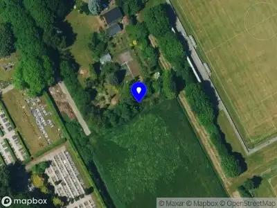 Brandweer met grote spoed naar de Stelmakershof in Nieuw-Dordrecht vanwege afhijsen patient