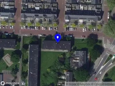 Ambulance met grote spoed naar de Kotterstraat in Dordrecht