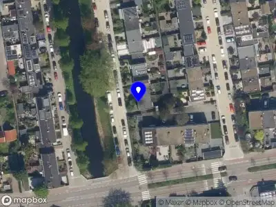 112 melding Ambulance met grote spoed naar de Leeuweriksingel in Schiedam