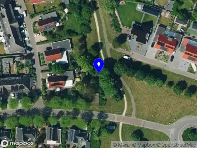 Brandweer met grote spoed naar de Agaatdreef in Emmen vanwege afhijsen patient