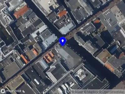 Ambulance met gepaste spoed naar de Weversplaats in 's-Gravenhage